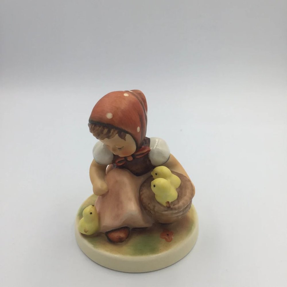 M.I. Hummel Goebel Chick Girl Figurine #57/0 TMK5 with Chicks